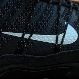 Meet your Posher, Maya.